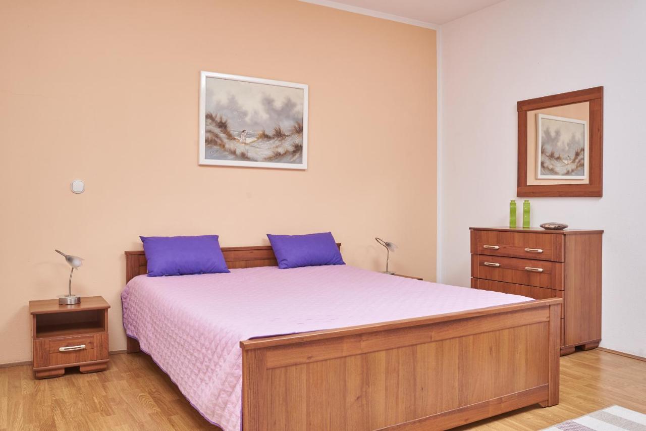 Apartments Lovric With Sea View Kaštela Eksteriør bilde